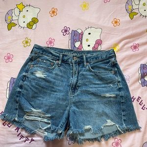 🖤AEO 90s BOYFRIEND SHORTS🖤